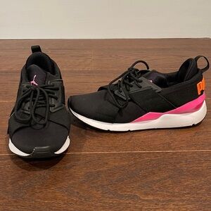 PUMA Women’s Black Sneakers Size 8.5